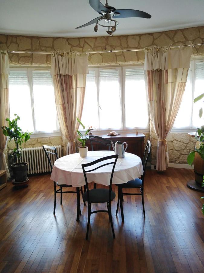 Chambre Meublee Au Coeur De Ville - Chez L'Habitant Le Creusot Exterior foto